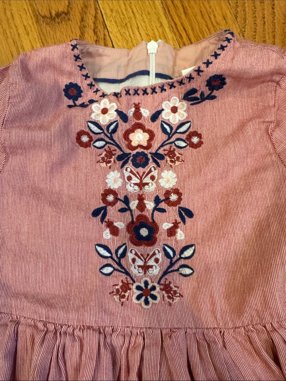 Mini Boden Mauve Pink Embroidered Long-Sleeve Dress size 5/6 - Picture 3 of 5